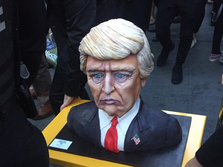 Trump cake