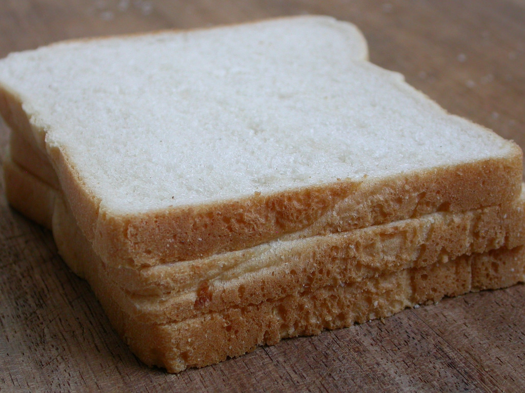 white-bread-sliced